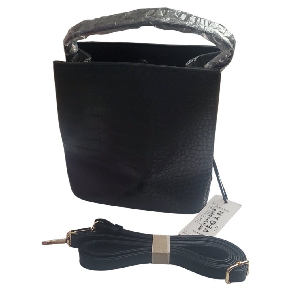 Aota Vegan Stylish Black Croc-Embossed Crossbody Bag